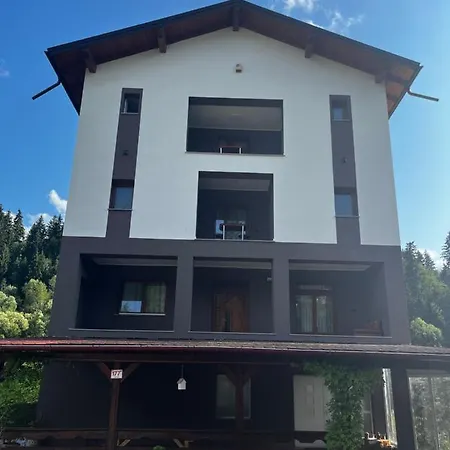 Luxandra Guest house